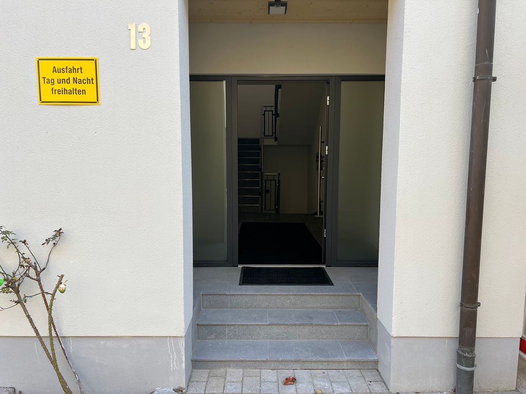 Eingang Treppenhaus Ferienwohnung 2. OG Süd
