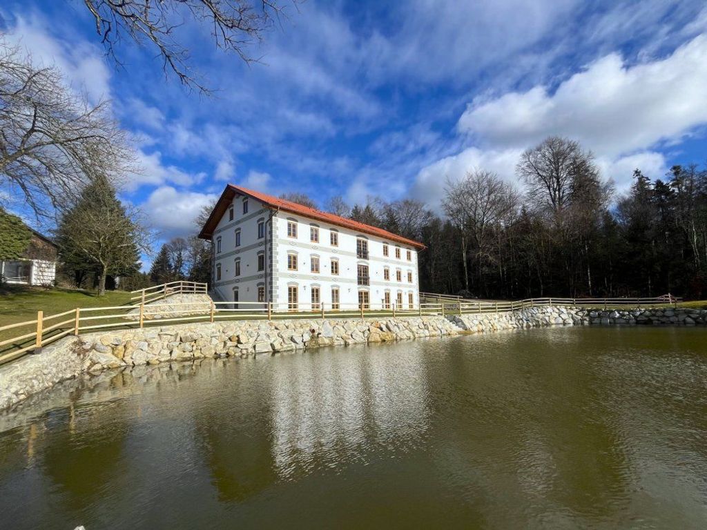 GÃ¤stehaus Eicherhof vor dem GroÃŸen Weiher