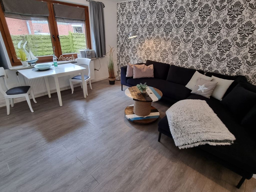 Wohnzimmer mit Essbereich