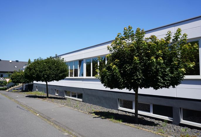 Renatus Apartments
