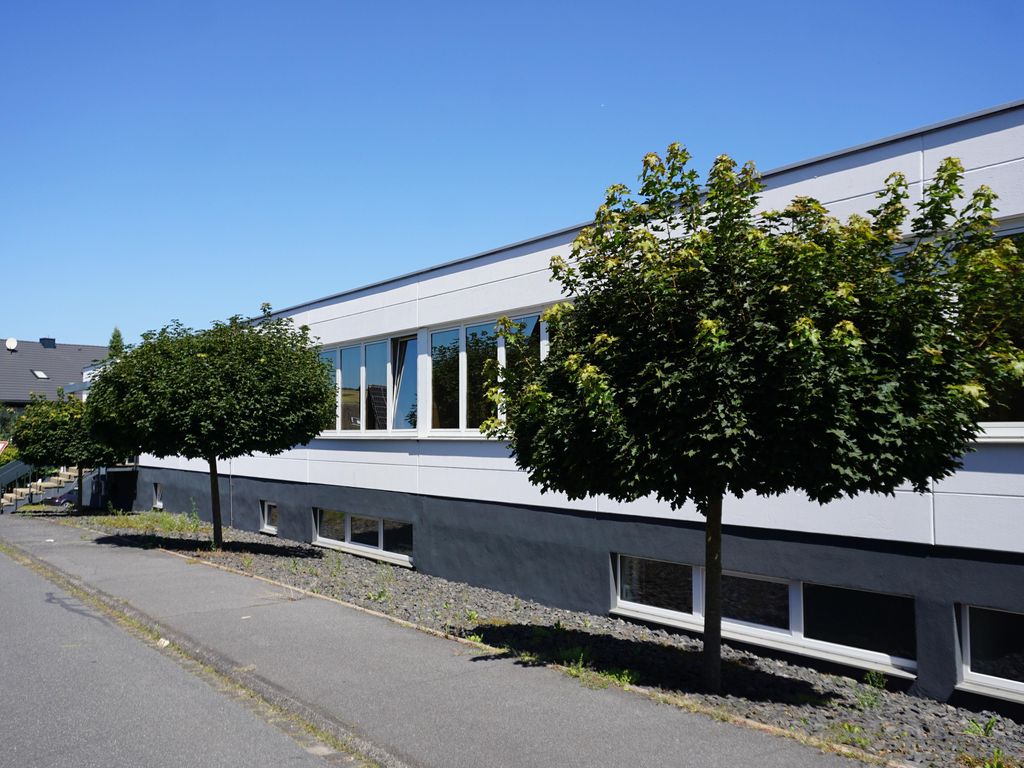 Renatus Apartments