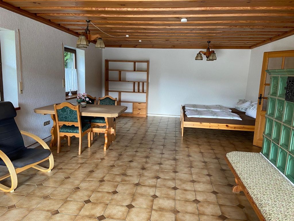 Wohn- Schlafzimmer