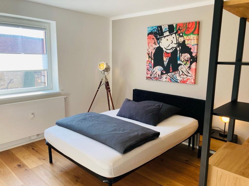 Ferienwohnungen und Monteurunterkunft "Mainbogen-Blick" Studio-Apartment