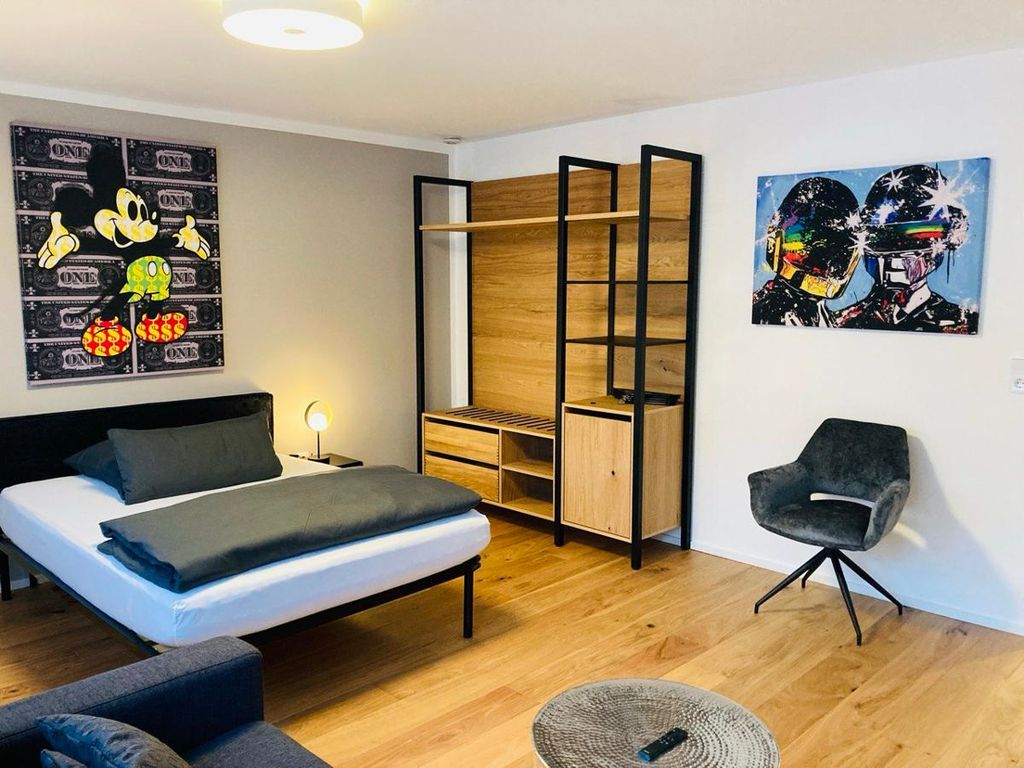 Ferienwohnungen und Monteurunterkunft "Mainbogen-Blick" Studio-Apartment