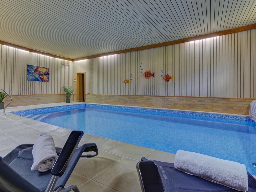 Hallenbad