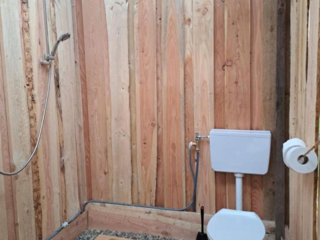 Toilette außerhalb