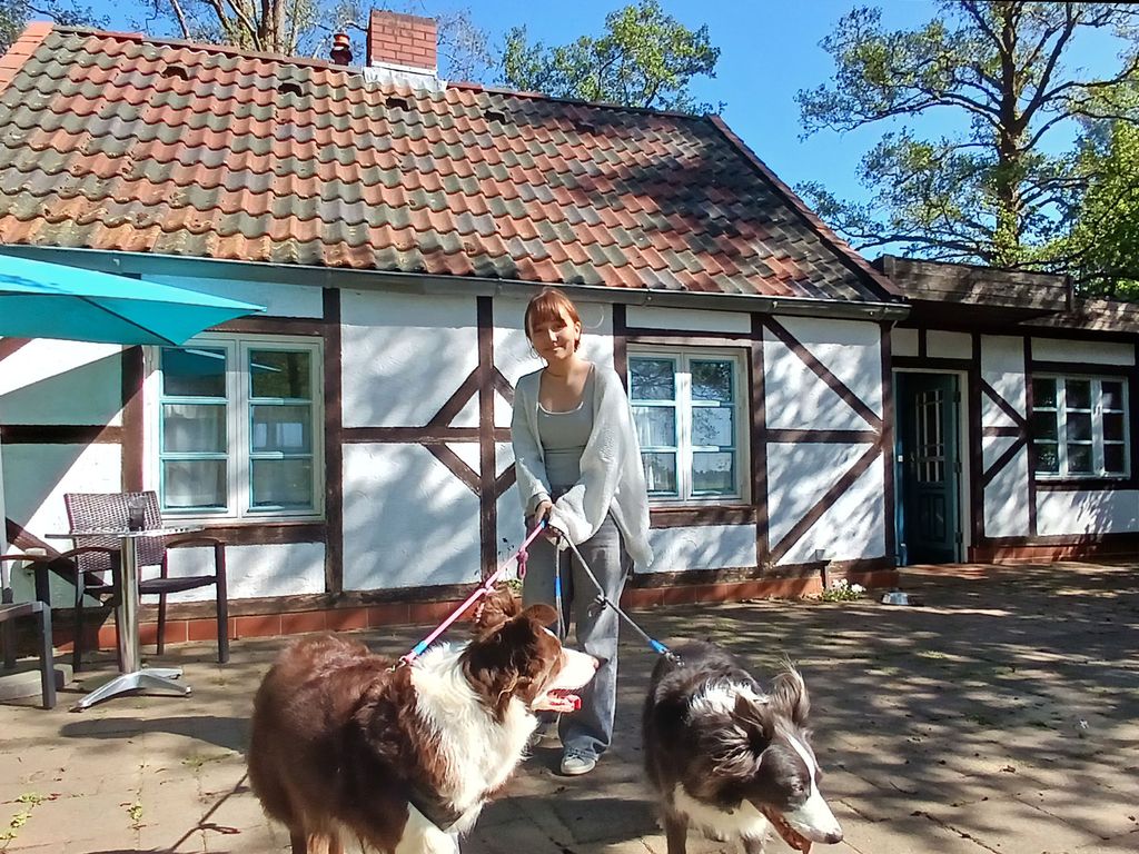 Haus mit Vorplatz