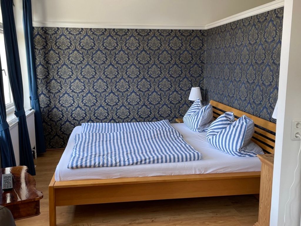 Doppelzimmer Bett