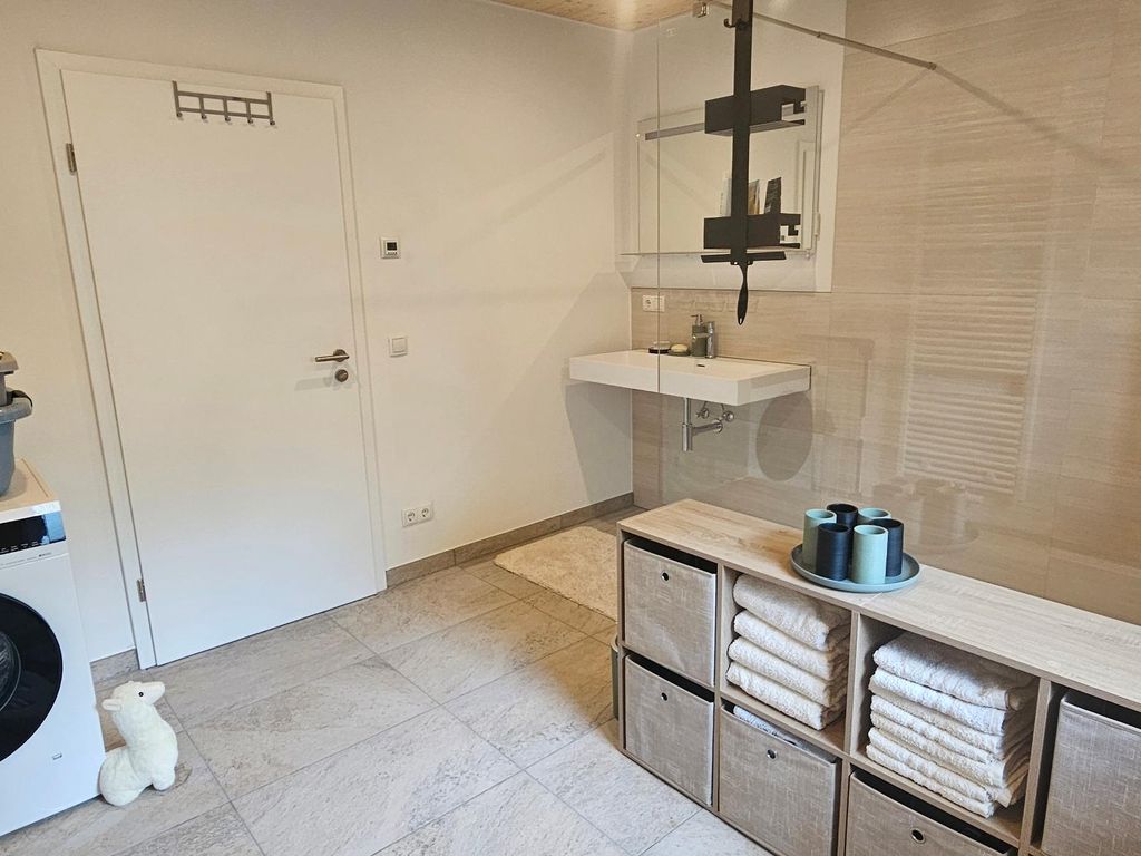 Badezimmer mit Handt