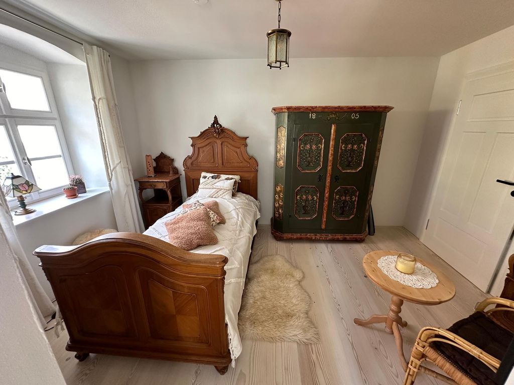 Schlafzimmer 2