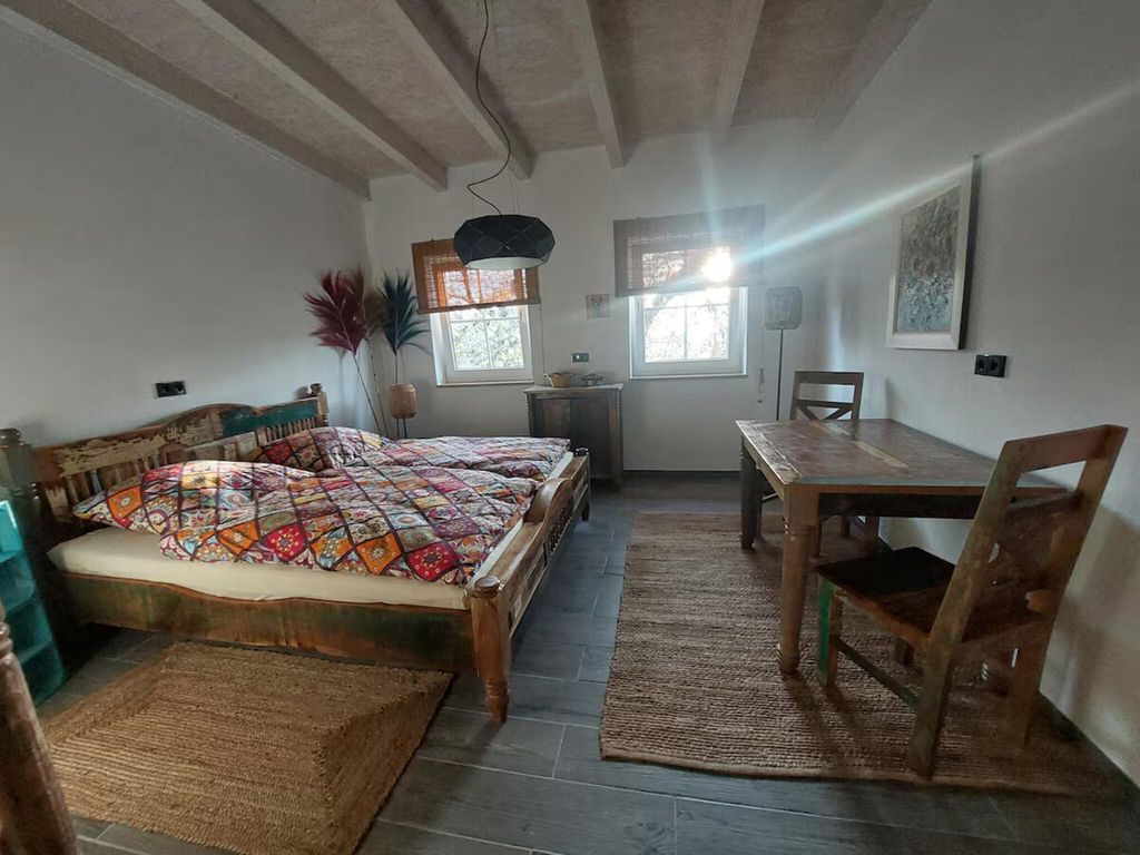 Little-Lama-Lodge