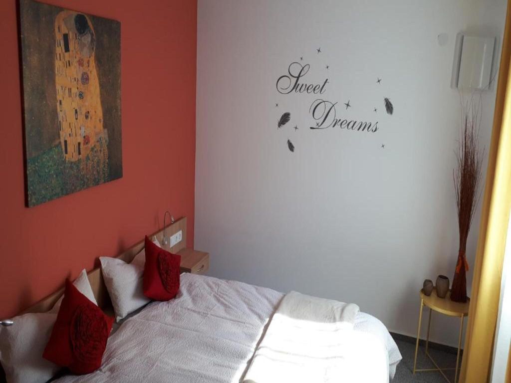 Ferienwohnung Beim Kellerschneider EG