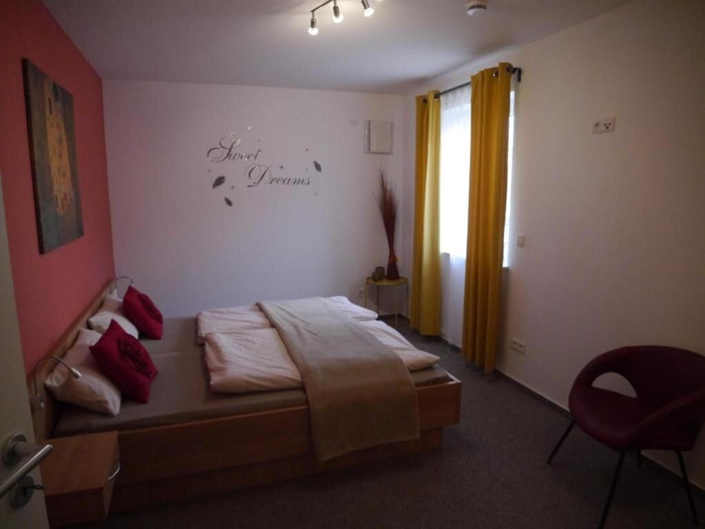 Ferienwohnung Beim Kellerschneider EG