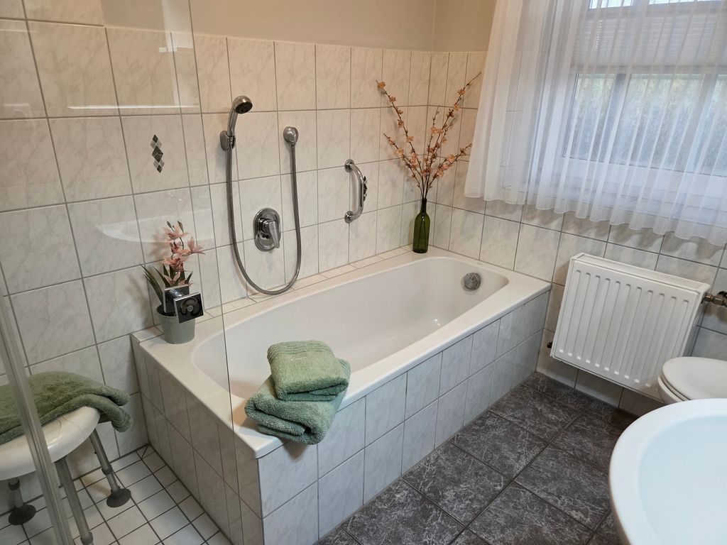 Badezimmer in der Ferienwohnung Wohnen auf dem Land in Rosendahl