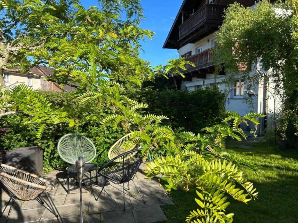 Ferienwohnung Wohnen und Bergblick
