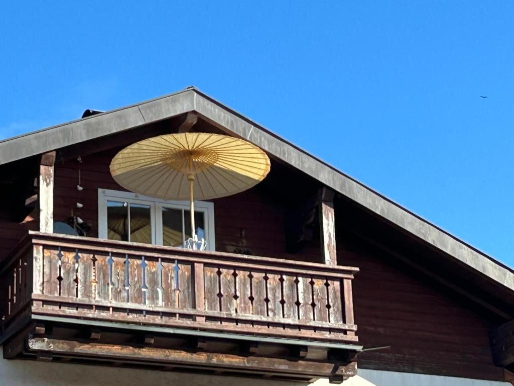 Ferienwohnung Wohnen und Bergblick