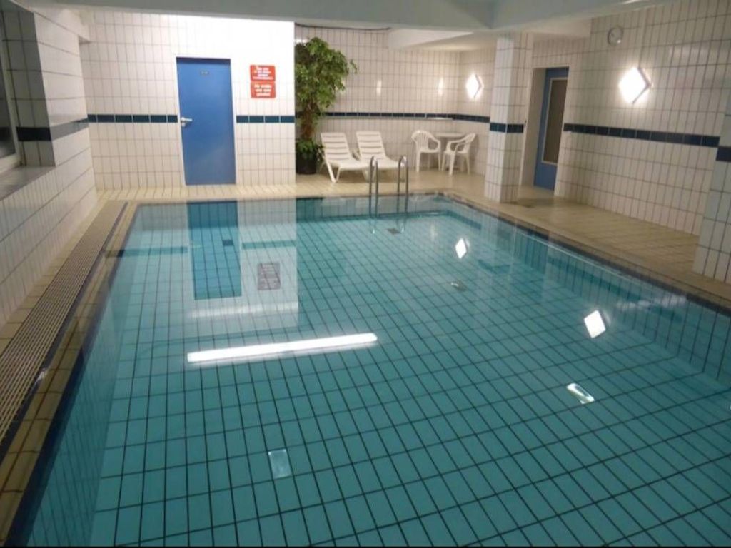 Schwimmbad in der Ferienanlage