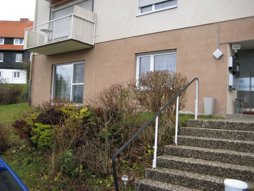 Eingangstreppe - links EG Ferienwohnung Naturoase