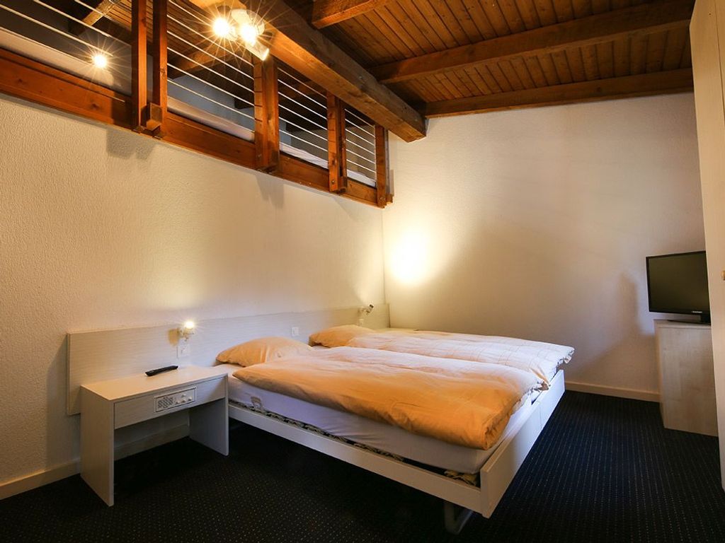 Doppelbett Galeriezimmer mit Dusche/WC