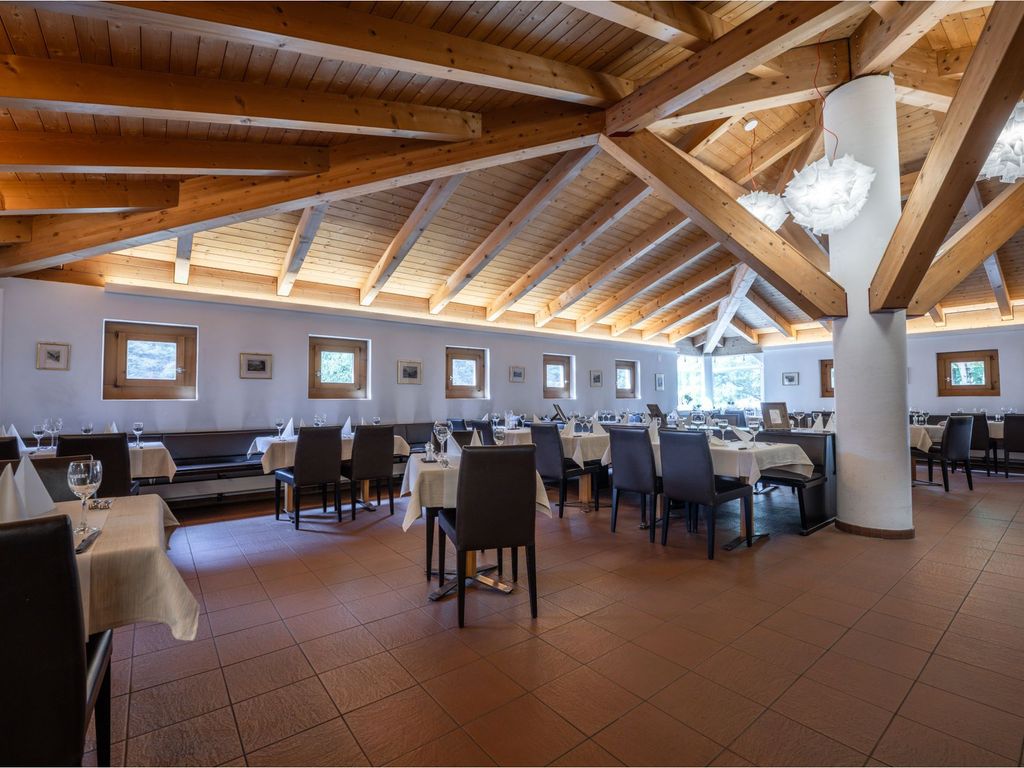 Pizzeria