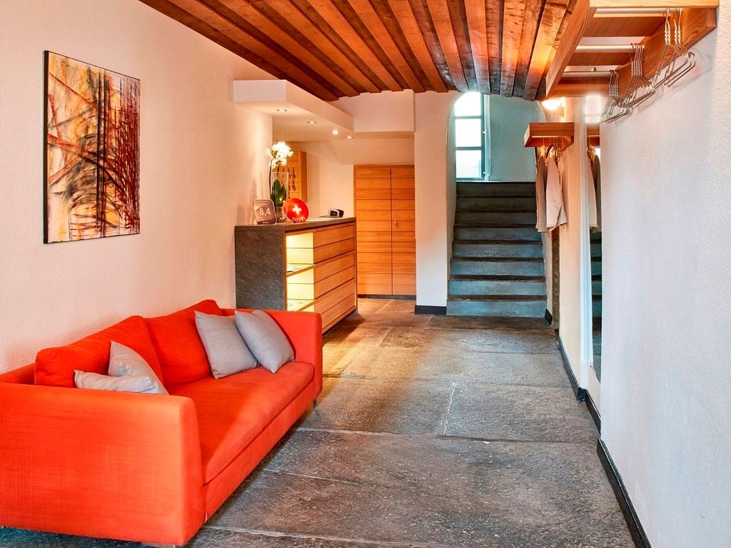 Hall - Empfang