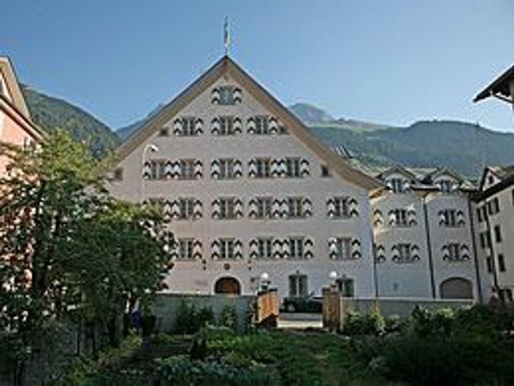 Casa Tödi Trun Hausansicht