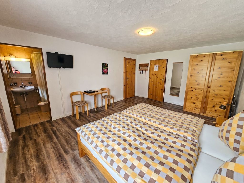 Zimmer Nord mit Verbindungstür