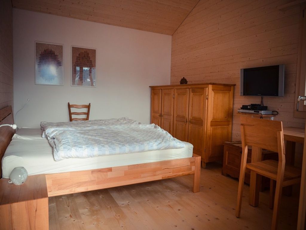 Larix Schlafzimmer OG