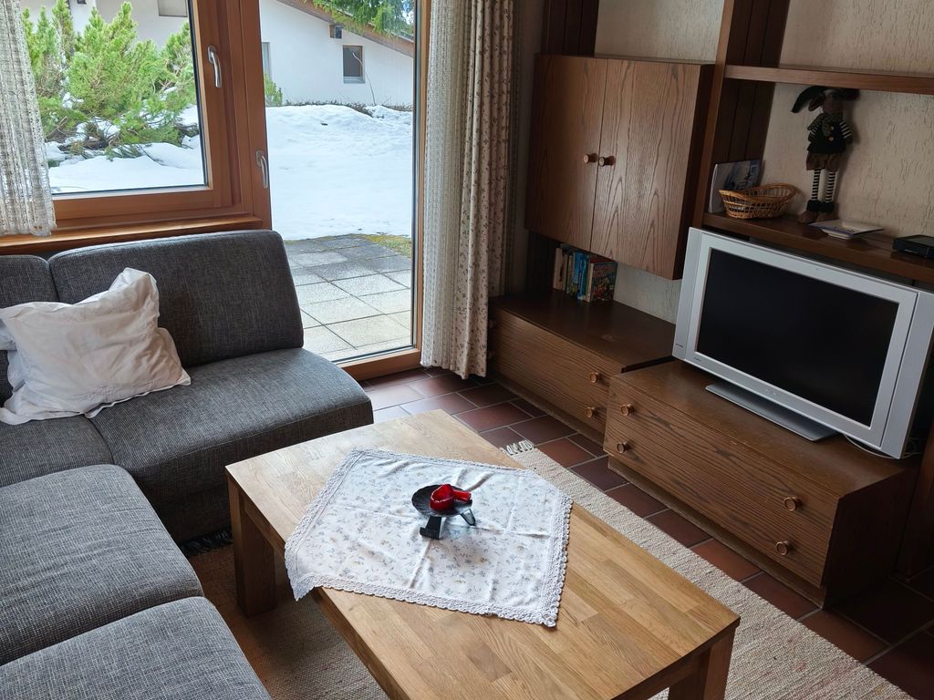 Wohnzimmer mit Schlafsofa