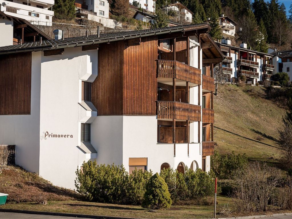 Haus Primavera im Sommer - Außenansicht
