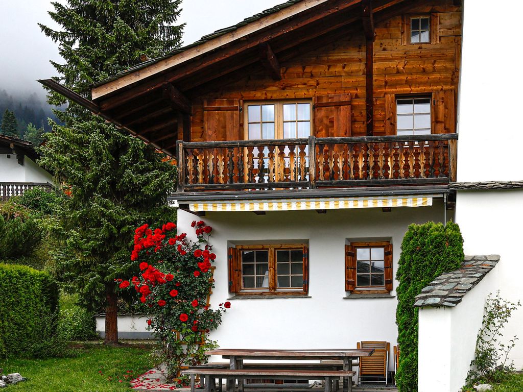 Haus 1