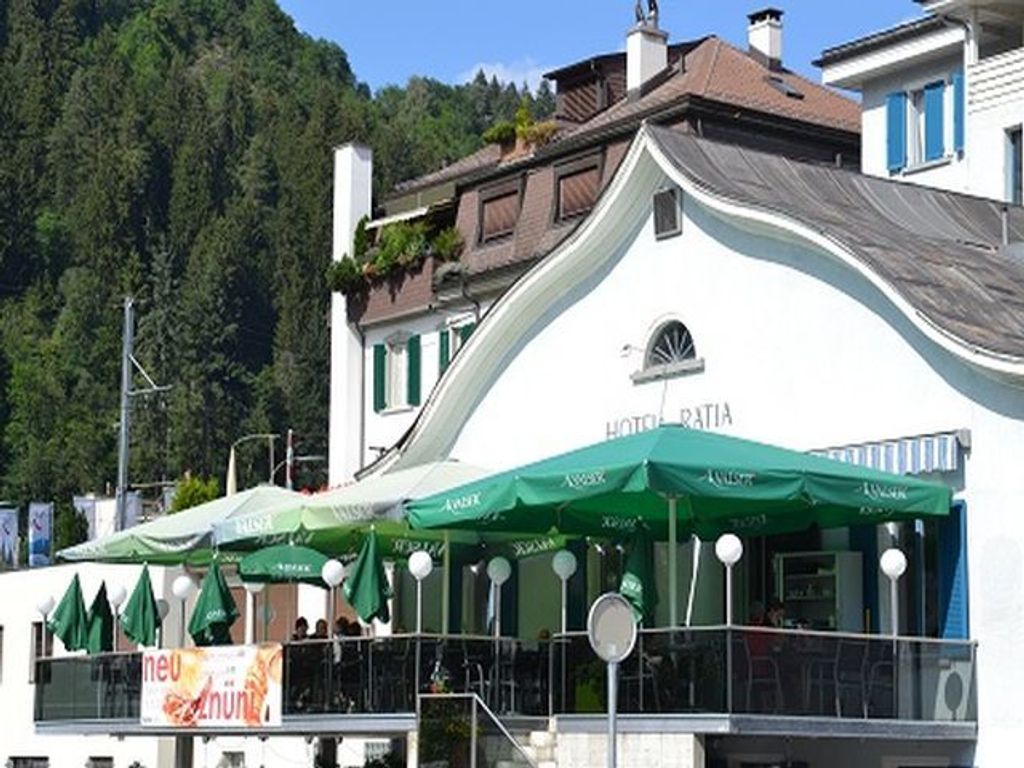 Aussenansicht mit Terrasse