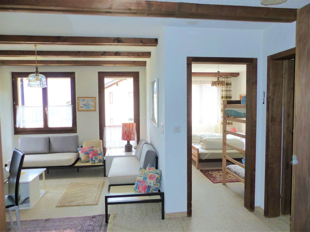Wohnzimmer und Schlafzimmer