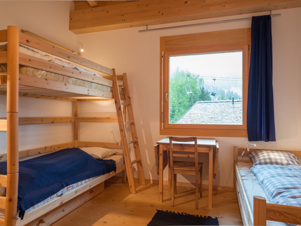 Schlafzimmer 2