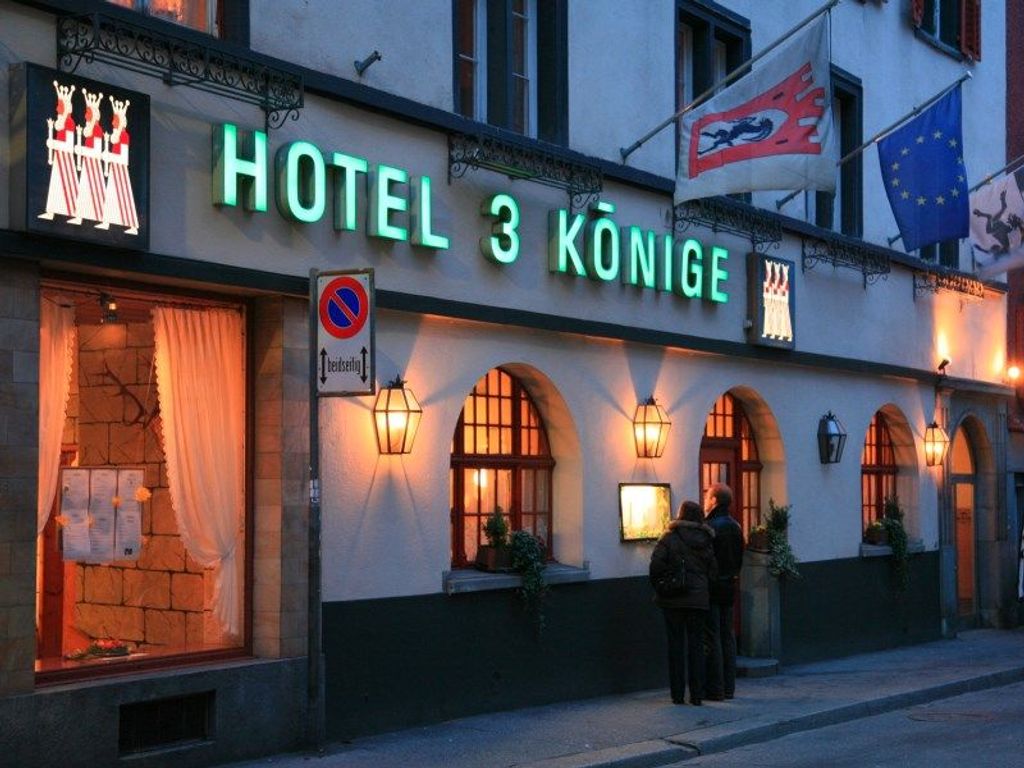 Hotel Frontansicht