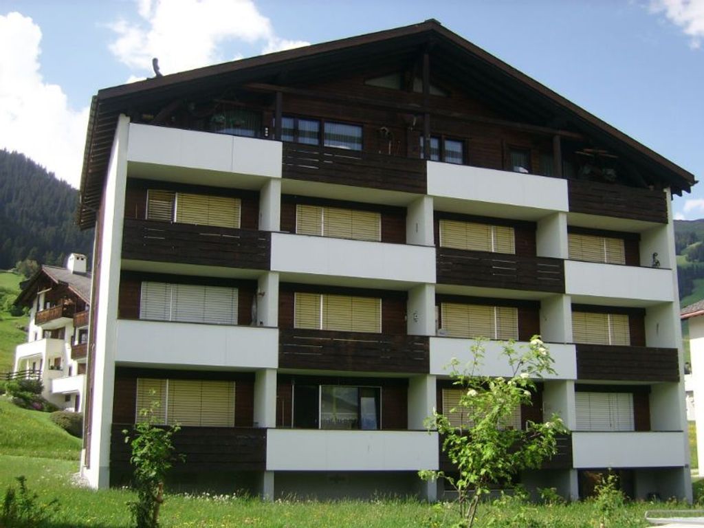 Ferienwohnung Flurina 8, Brigels, Krisch, Aussenansicht