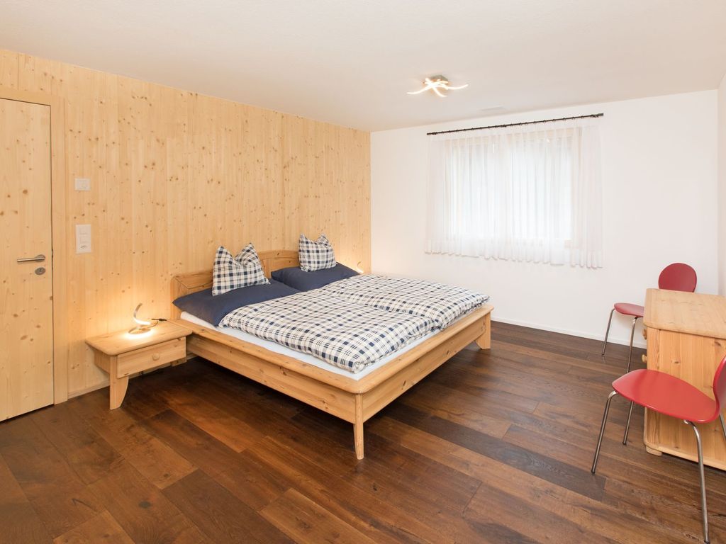 Ferienwohnung Vitg Vattiz - Schalfzimmer
