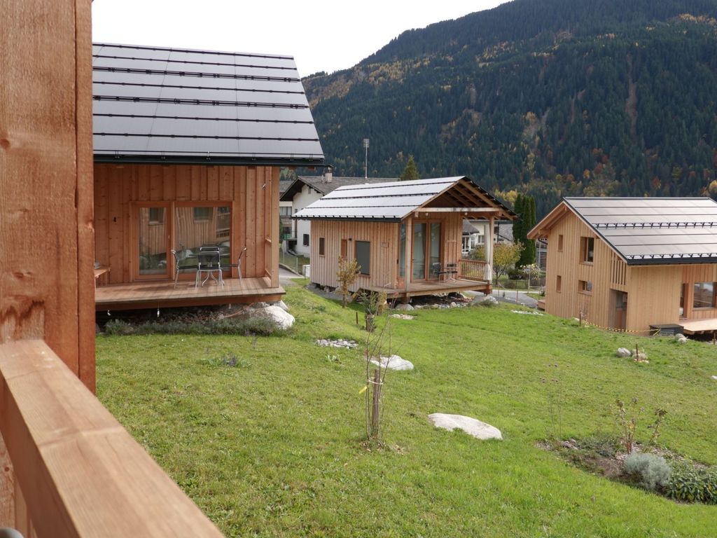 Ferienhäuser Stiva Pintga - Aussenansicht Sommer