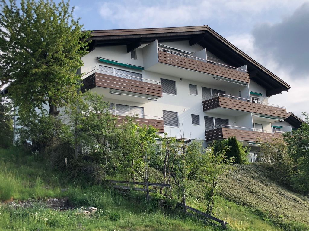 Aussenansicht Süd - Frühling