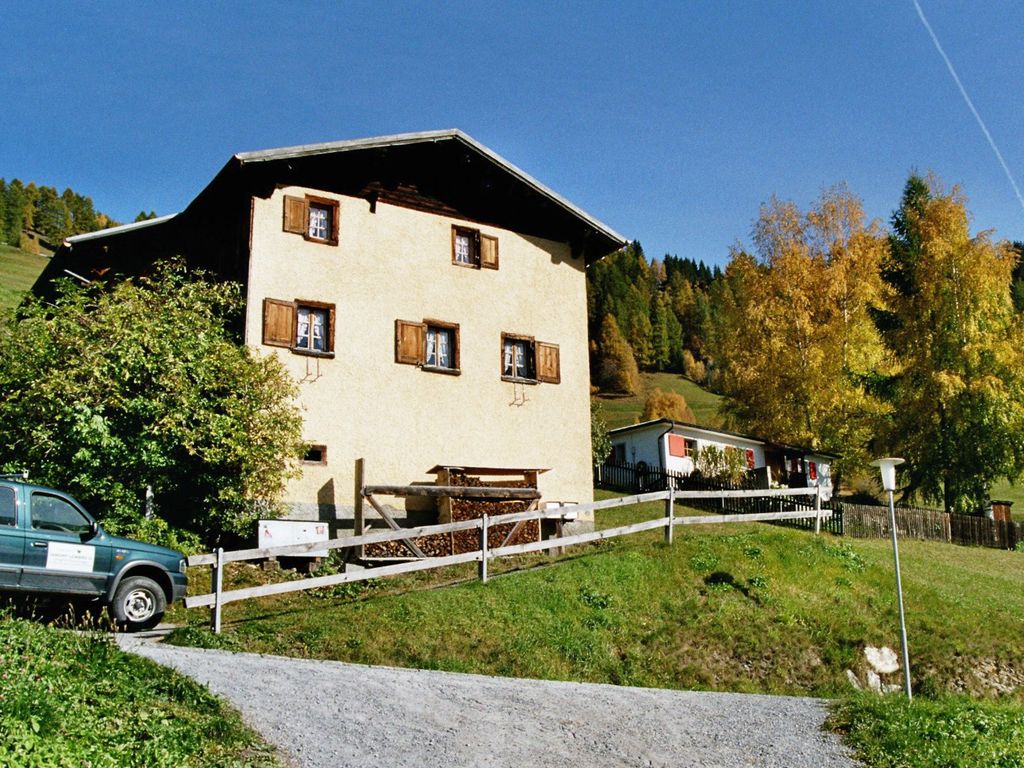 Ferienhaus Altes Walserhaus - Ansicht Sommer