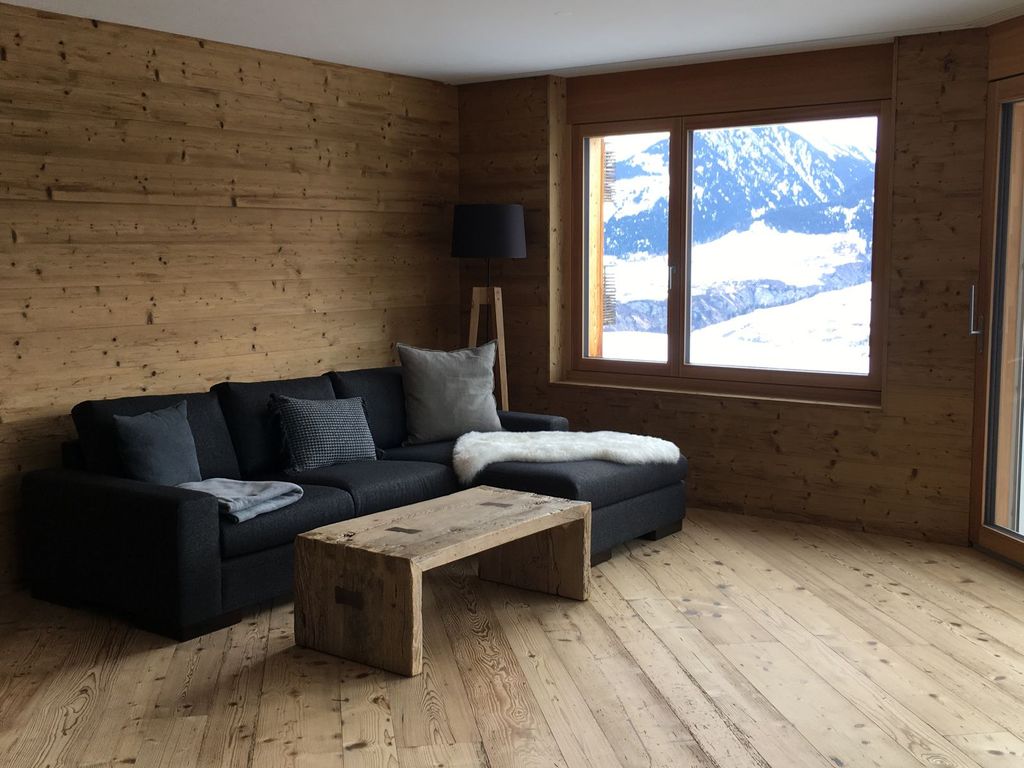 Ferienwohnung Bischu Valtiarm - Wohnzimmer