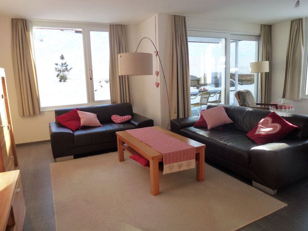 Ferienwohnung Denter Uauls Jucker - Wohnzimmer