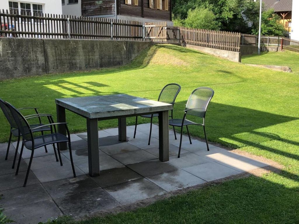 Ferienwohnung Casa Spescha - Aussenansicht Terrasse