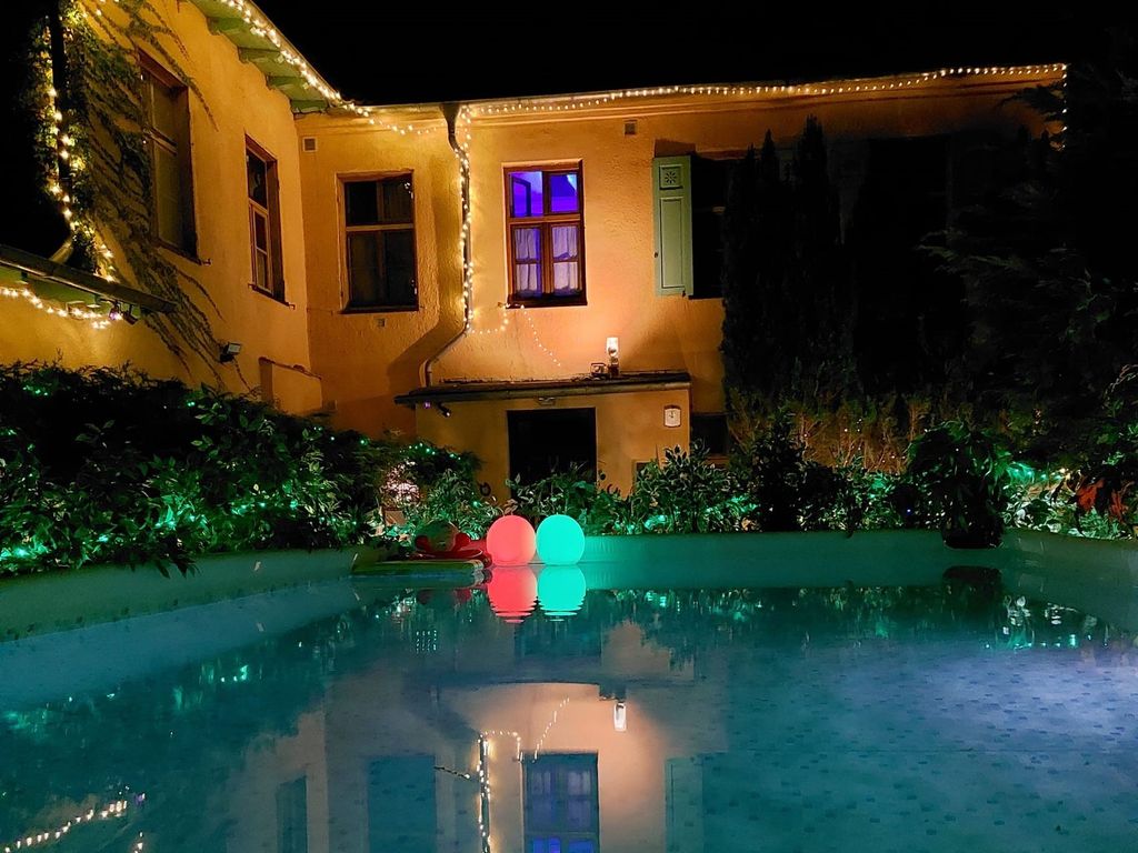 OUTSIDE, POOL