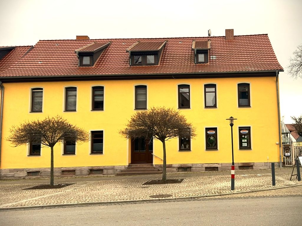Hausansicht_komplett