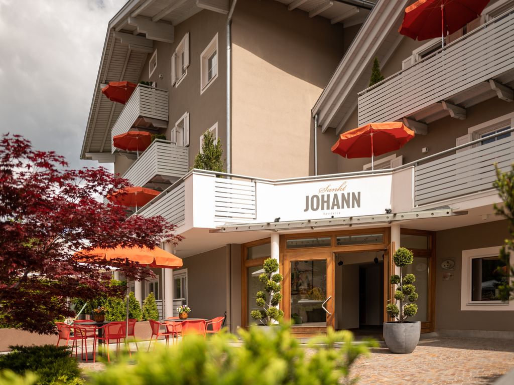 Sankt Johann Suites & Apartments