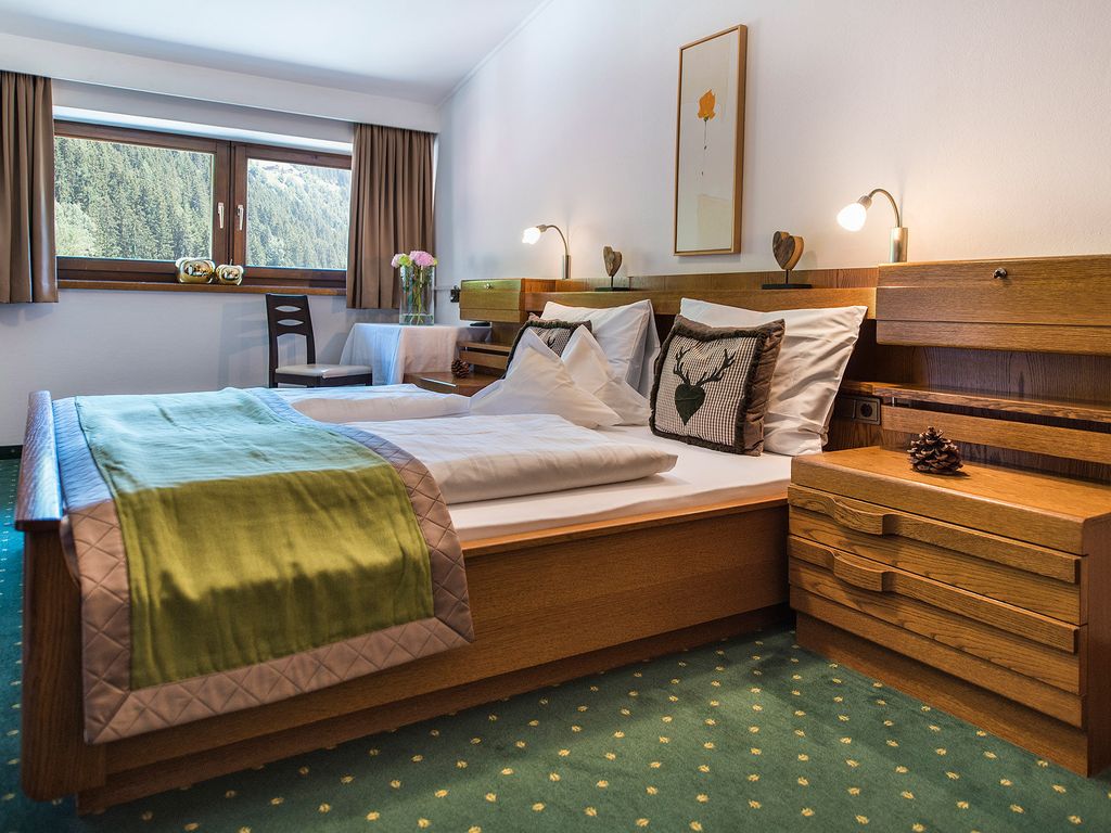 Doppelbettzimmer Neves 20m2