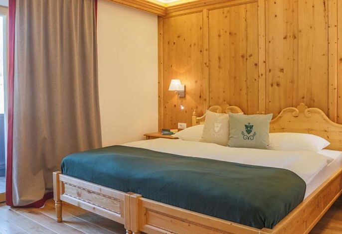 Superior Zimmer mit Holzbadewanne - 102