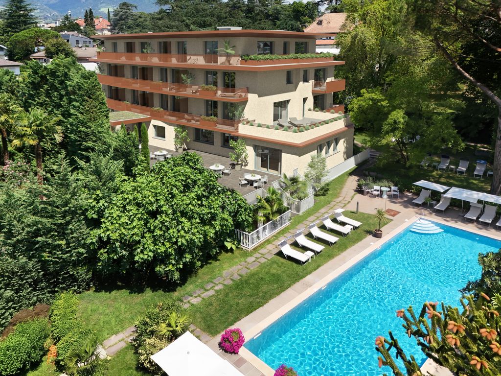 PINEA GARDEN APARTHOTEL MERAN
