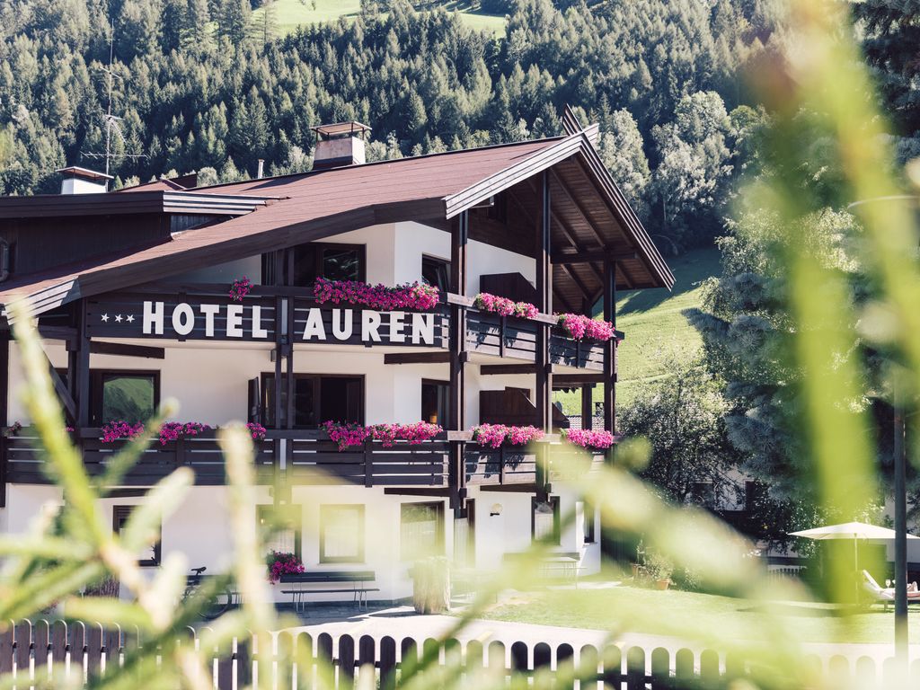 Hotel Auren